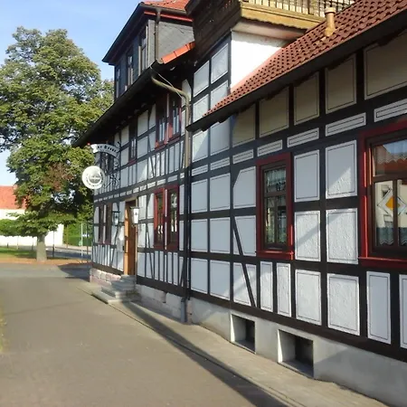 Zur Krone Hotel