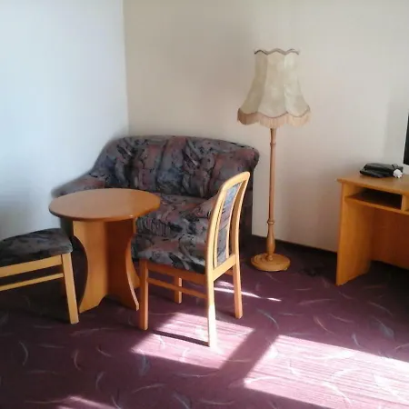 Otel Zur Krone
